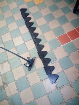 MF 70 , UNI MT7 , VARI , TERRA - kosy prstové nové - 3