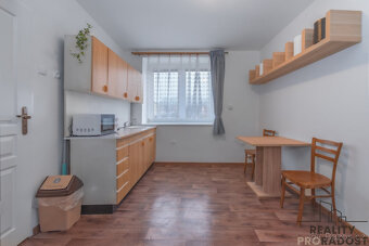 Pronájem rodinného domu s dvorem v Únanově, RD 2+1 Únanov - 3