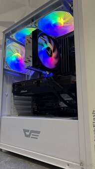 Herní PC I7 6700 / RX 5700 XT / DDR4 16 GB / 500 GB SSD - 3