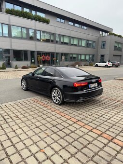 Audi A6 3TDI 200 KW rok 7/2017 koupené v cz Facelift - 3