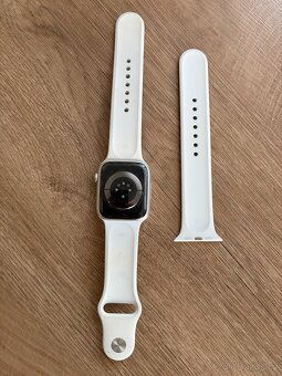 Apple Watch 8 - 3