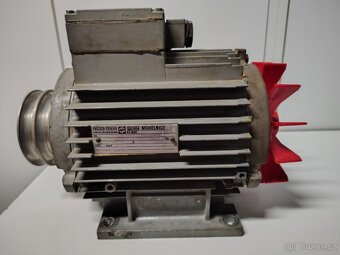 elektromotor třífázový - 3