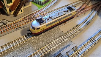 Vláčky N - električka BR103 - 3