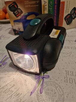 Sada nářadí se svítilnou - 3