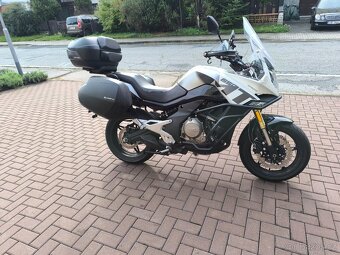 CFMOTO 650 MT, r.v. 2021 - 3