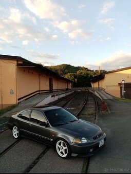 HONDA CIVIC 6G COUPE 1.6 - 3