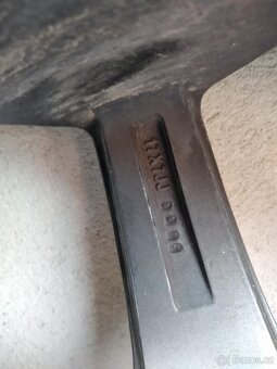 5x100 R17 7j ET36 - 3