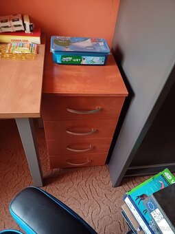 kancelářský stůl rohový pravý - 3