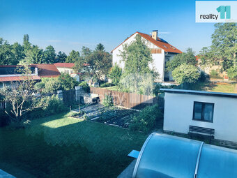 Kompletně zařízený byt 1+kk, 30 m2 v 1 patře RD v Praze 9 - - 3