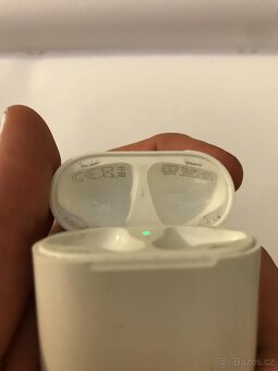 AirPods 2.generace - 3