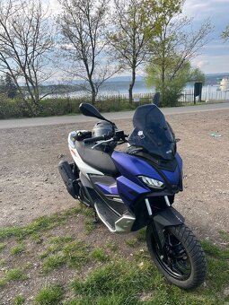 Aprilia SR GT 125 - 3