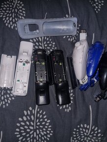 Neoriginální bezdrátový ovladač Remote 300 kč za kus - 3