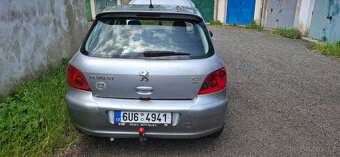 Prodám PEUGEOT 307 Hatchback; 2,0 HDI - 3