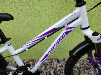 Značkové dětské kolo SPECIALIZED 20" (bílá/fialová) - 3