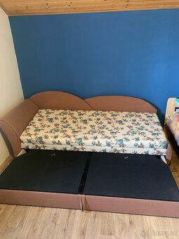 Rozkládací pohovka - 3