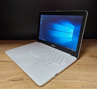 Notebook Asus Intel Celeron N3350 - 3