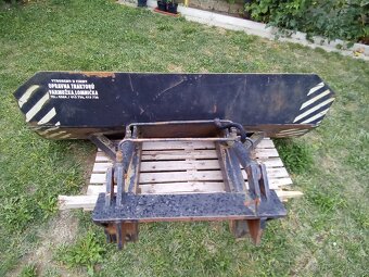 Přední radlice na traktor - 3