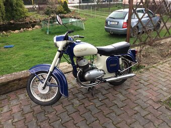 Vzácná, “přechodová” Jawa 350/354 RV 1962 s PAV a starým TP. - 3