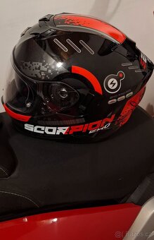 Prodám přilbu na moto . - 3