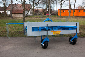 Obraceč a shrnovač píce TON 1,7m a 2,5m - 3