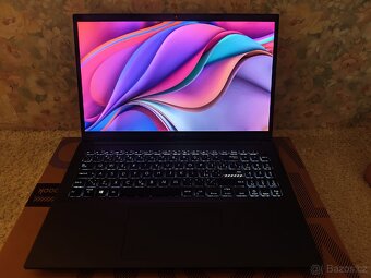 Herní notebook Asus Vivobook OLED - 3