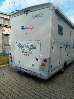 Pěkné rodinné obytné auto - 3