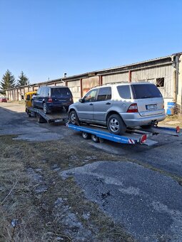 Prodám náhradní díly mercedes benz ml w163 270CDI facelift. - 3