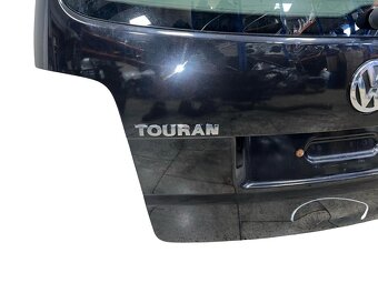 Páté dveře černá metalíza LC9X VW Touran 1T2 FL 2009 - 3