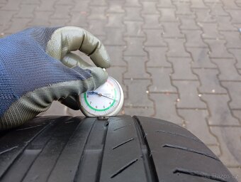 235/55/18 letní pneu continental - 3
