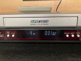 Videorekordér VHS PANASONIC NV-HV50 - 3