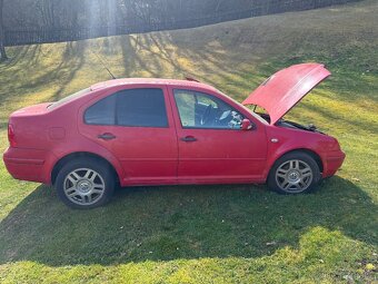 Díly VW Bora 1,6 benzin 77kw - 3
