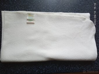 Osuška, deka, snappi sponka, povlečení, kolotoč nad postýlku - 3