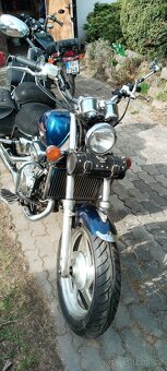 Honda VF 750 C Magna - 3