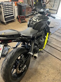 Yamaha Mt 07 - 3