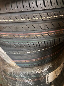 Pneu Barum Bravuris 5HM 205/55 R17 XL 95V - 3