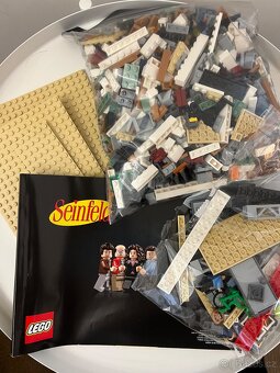 Ideas 21328 Seinfeld - 3