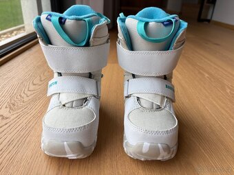 Rostoucí boty na snowboard Burton Mini Grom vel. 28 a 29 - 3