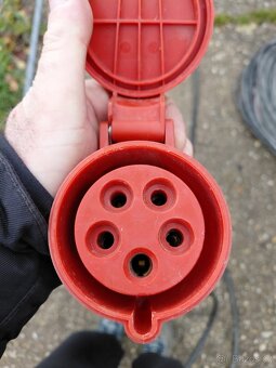 Prodlužovací kabel na 380V - 3