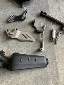 Yamaha MT-09 díly - 3