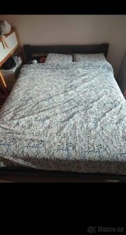 Rám postele z masivního dřeva 160x200 v grafitové barvě - 3