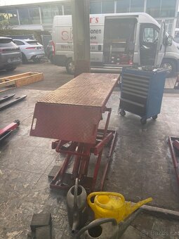 Nůžkový zvedák - 3