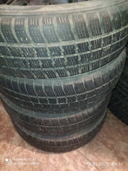 Škoda Felicia - Prodám pneumatiky zimní gumy. - 3