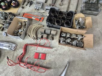 Prodám náhradní díly Tatra 603. - 3