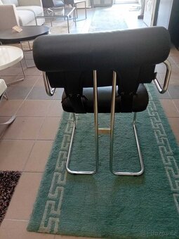 KOMPLETNÍ VÝPRODEJ PŘEDVÁDĚCÍHO NÁBYTKU ZE SHOWROOMU - 3