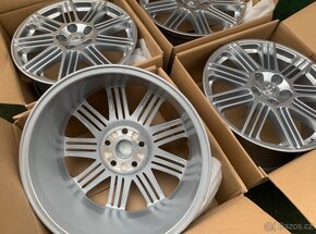 Alu sada orig. - TOYOTA - 5/114,3 - 18” - 3