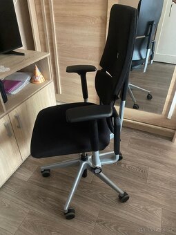 Profesionální kancelářské křeslo Steelcase Please - 3