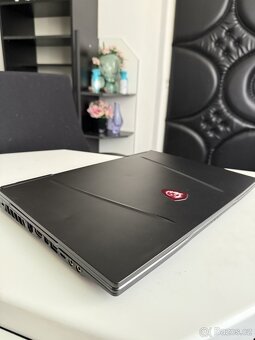 MSI Leopard 10SFK - 3
