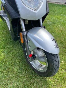 Kymco skutr 50 cm - 3