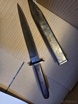 ÚTOČNÝ VOJENSKÝ NŮŽ RU - 3