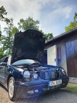 Mercedes Benz E W210 - 3